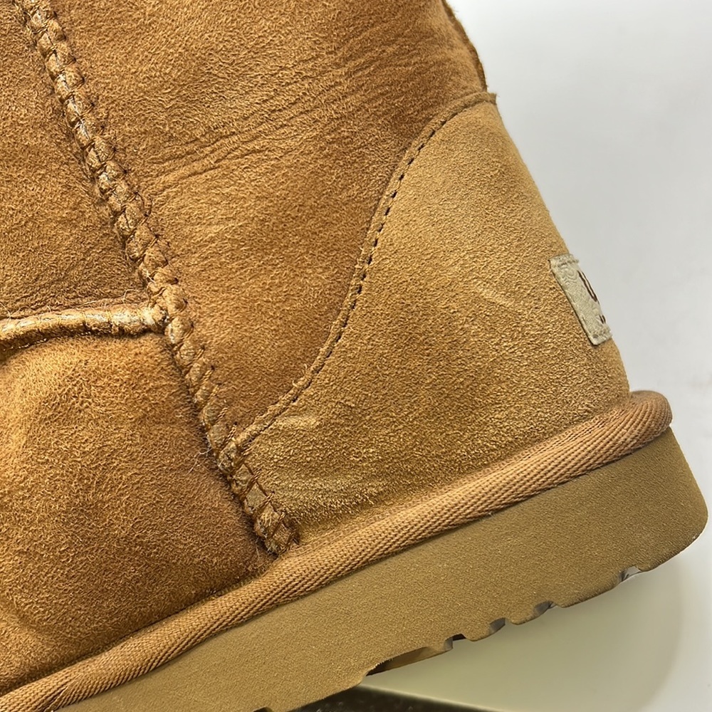 Ugg Tall Winter Boots Brown Leather Sheep Womens Size 7 - Picture 8 of 16